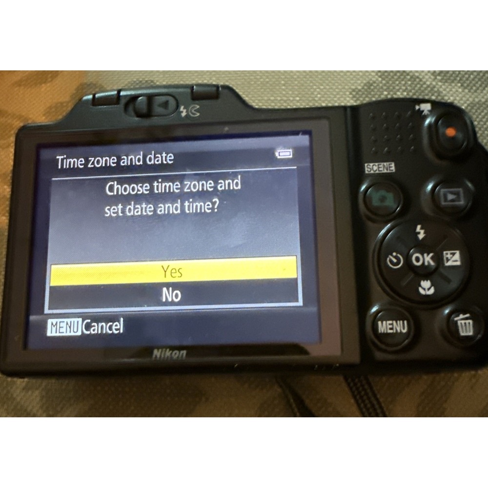 Nikon COOLPIX L610 16MP Digital Camera Black 14x Zoom Full HD Tested 16GB SD